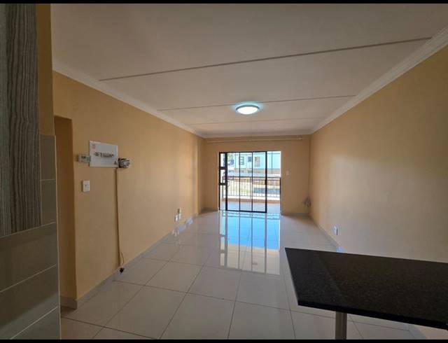 2 BEDROOM APARTMENT FOR SALE IN FAIRLEAD